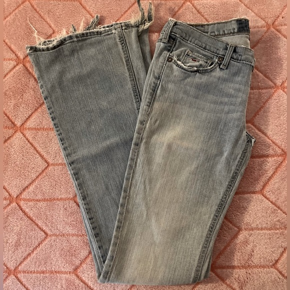 Vintage Hollister light wash bootcut low rise jeans - Picture 1 of 4